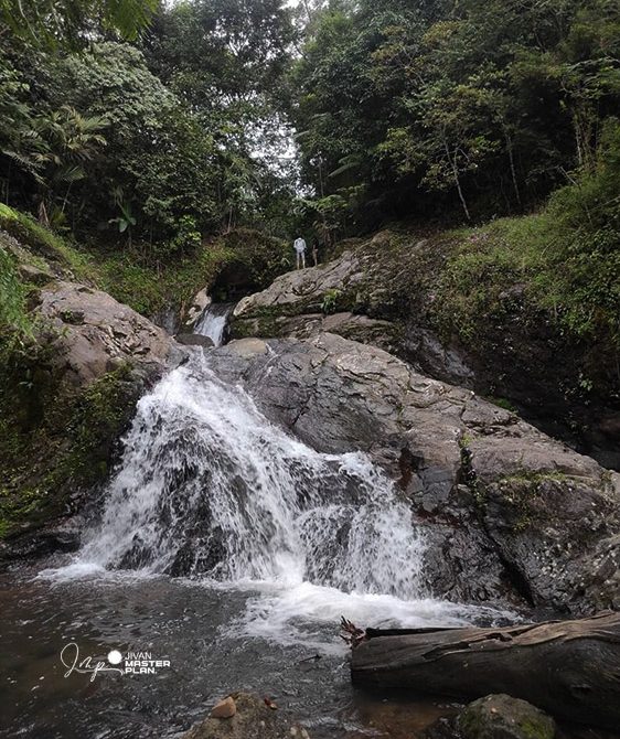 Wisata Alam curug mandala yang Menyegarkan